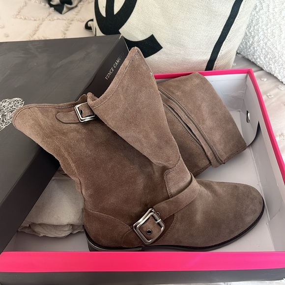 Vince Camuto Boots!! - Picture 1 of 8